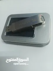  4 فلاشة ميموري 512 جيجا