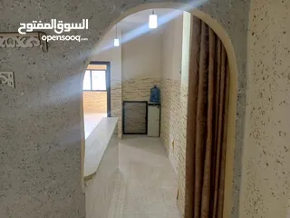  5 شقتين للبيع في حي نزال