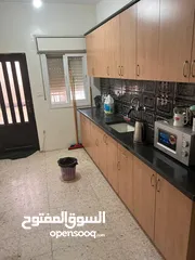  6 شقة 135 متر للبيع في اسكان الجامعة - الكركفة