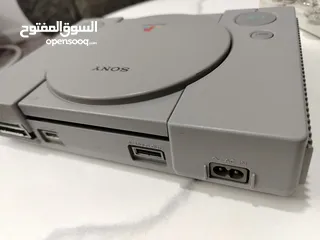  4 اجهزه العاب فيديو وغيرها