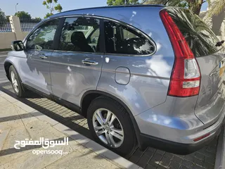  4 هوندا CRV مالكة واحدة للبيع في الموج