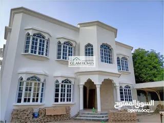  3 Highly Spacious 8 bedroom commercial villa for rent in Azaiba Ref: 393S
