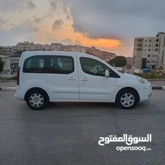  5 بيجو بارتنر 2014 (4+1)جير عادي