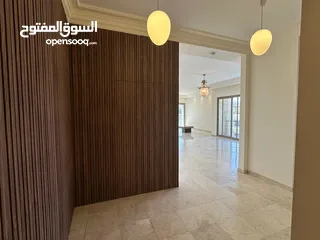  4 شقة طابقيه غير مفروشة للايجار في الدوار الرابع  ( Property 38360 ) سنوي فقط