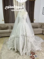  1 فستان زفاف للاجار او البيع