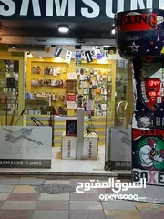  1 محل خلوي للبيع بخلو بشارع الجامعه