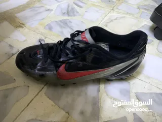  6 بوت original Nike نايك للملاعب