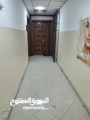  4 مكتب للبيع بمساحة 102 متر مربع 3 غرف وصاله وحمام ومطبخ يمكن اعاده التقسيم الداخلي حسب الحاجه