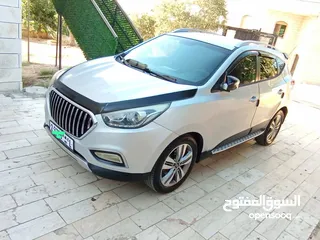  1 هونداي توسان موديل 2014  ترخيص 2014 فل الفل معدا فتحت سقف