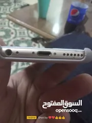  1 ايفون 6s  لون فضي