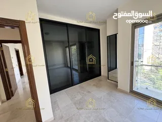  18 عرض فاخر --- جديد لم يسكن ----