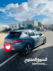  3 سيات ليون 2018