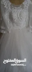  5 فساتين زفاف عدد 2 من jolly chic  مقاس xl  و 4xl للبيع