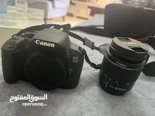  3 كميرا كانون D700