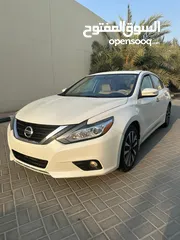  1 nissan Altima SL 2016