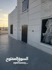  19 قطع اراضي المستنده الطبقه والمستنده موقع مميز لقطه 27500 يوجد فيلا بالبيضاء الأرض 500 البناء 240 متر