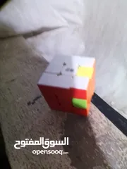  3 مكعب روبيك مغناطيسي سلل من مارك معروفه بسعر مناسب 5الى7 جيد للمتوسطين و الذين يريدون المع قا في الحل