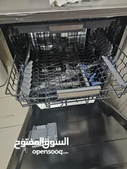  5 جلاية ignis (غسالة صحون وطناجر واطقم وجميع ادوات المطبخ ايطالي مكفولة استخدام شهر البيع بداعي السفر