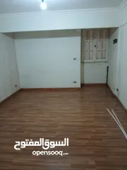  10 شقه للايجار في كفر عبدو