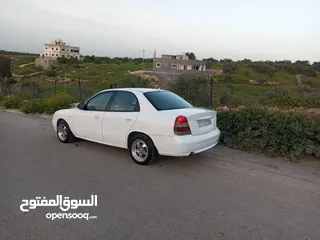  3 نوبيرا 2000 قابل للتفاوض