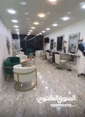  6 صالون سيدات مجهز كامل بجميع مرافقه والمعدات والديكور ممتاز ضمانه شهري