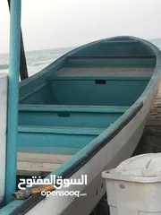  1 قارب للبيع