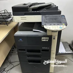  1 للبيع طابعه A3 و A4   و بها 3 أدراج ابيض واسود بحاله جيده