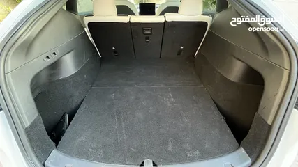  12 Tesla model Y 2021