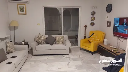  1 شقة نصف مفروشة للايجار في دير غبار ref : 14239