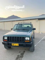  4 جيب شيروكي 2000