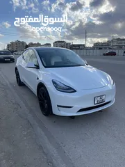  9 Tesla model y