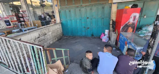  3 للبيع محل تجاري في بيت لحم منطقة بيت جالا مساحة 50 متر مع مخزن 160 متر