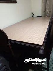  2 طاولة سفرة للبيع مع 8 كراسي بحالة ممتازة جدا
