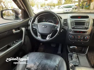  8 كيا سورينتو 2012