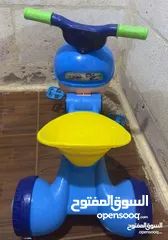  2 بسكليت اطفال لون ازرق استعمال خفيف