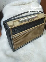  4 راديو فيليبس قديم