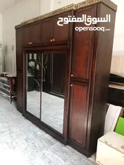  1 للبيع خزانه طابقين