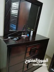  2 غرفه نوم شبابيه بحالة وكاله للبيع