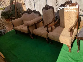  5 اثاث شركة ومنزل للبيع للبيع او بدل