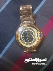  1 ساعه للبيع مقابل 15 دينار قابل للتفاوض ليست جديده و بدها تصليح العقارب ليست مكلفه