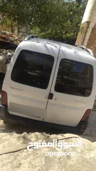  4 بيجو برلنجو