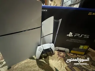  9 السلام عليكم للبيع بلايستيشن Ps5 وكاله صلاه النبي معه جميع وصلاته معه كرتونه الايد عدد 1 تعت الجهاز