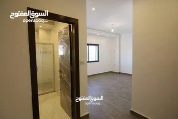  10 شقة طابق اخير مع روف 150م مع ترس 70م في اجمل مناطق ضاحية الامير علي