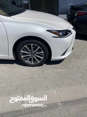  2 لكزسES300 موديل 2023