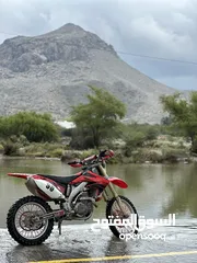  1 للبيع هوندا crf 450 او البدل بما يناسب