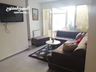  19 فيلا كبيرة مميزة للبيع