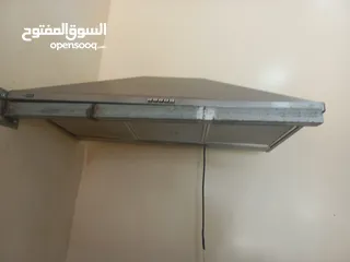  11 اغراض مطعم توست للبيع كامله