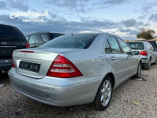  4 مرسيدس C320 سياره سويسريه نظيفه جدا