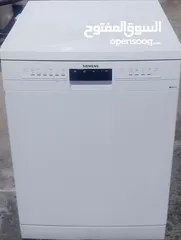  3 Siemens iQ 300 dishwasher