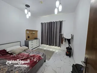  5 شقه لقطة غرفتين وصاله ابراج الواحه مع جيم ومسبح وباركنيج مجاني   2-bedroom apartment for sale